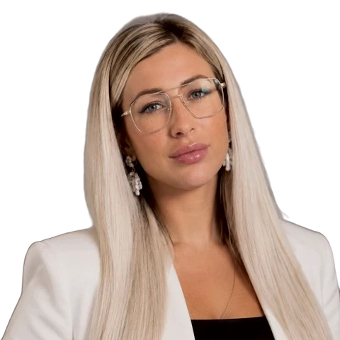 Александра Сергеева